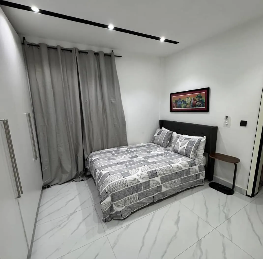 Bel Appartement Meuble Aux Almadies Dakar Apartment